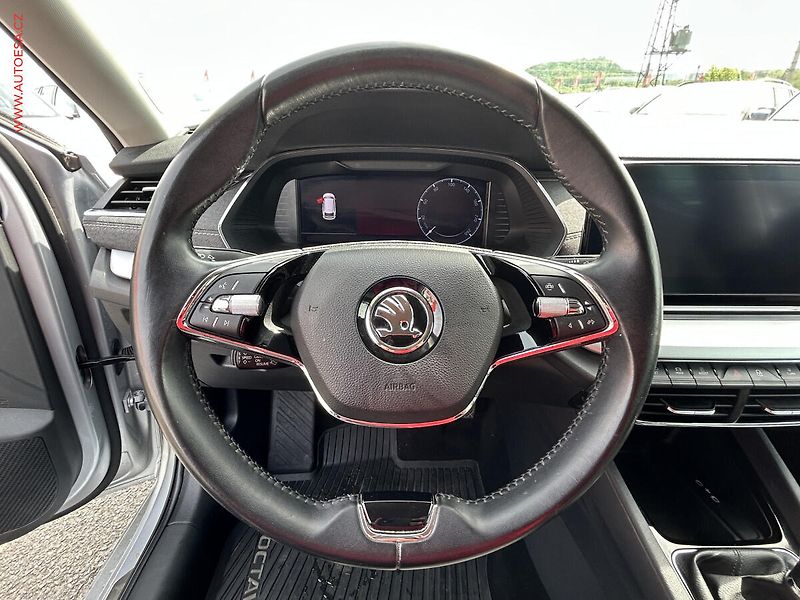 Škoda Octavia (2021) 2.0 TDi, ČR, Style, TZ, +pneu - fotka 12 z 17