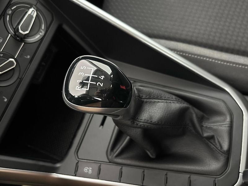 Volkswagen Polo Life - fotka 20 z 27