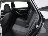 Hyundai i30 1,6 CRDi 81kW Trikolor - náhled 13