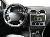 Ford Focus (2006) 2.0 TDCi, AC, výhřev sed - náhled 13