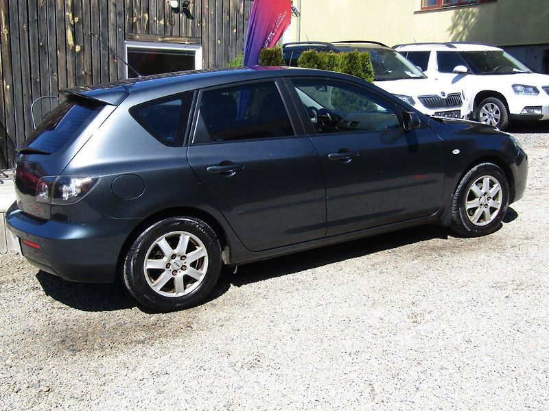 Mazda 3 (2009) 1.6 16V 77kW  CZ PŮVOD - fotka 10 z 35