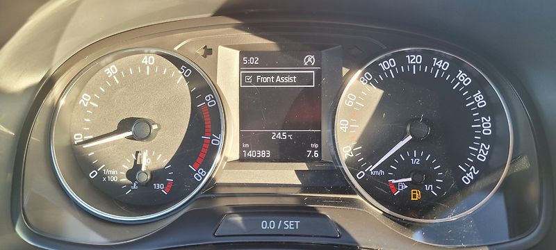 Škoda Fabia (2016) 3 1,2TSi 66kW benzín „JOY“ - fotka 21 z 38