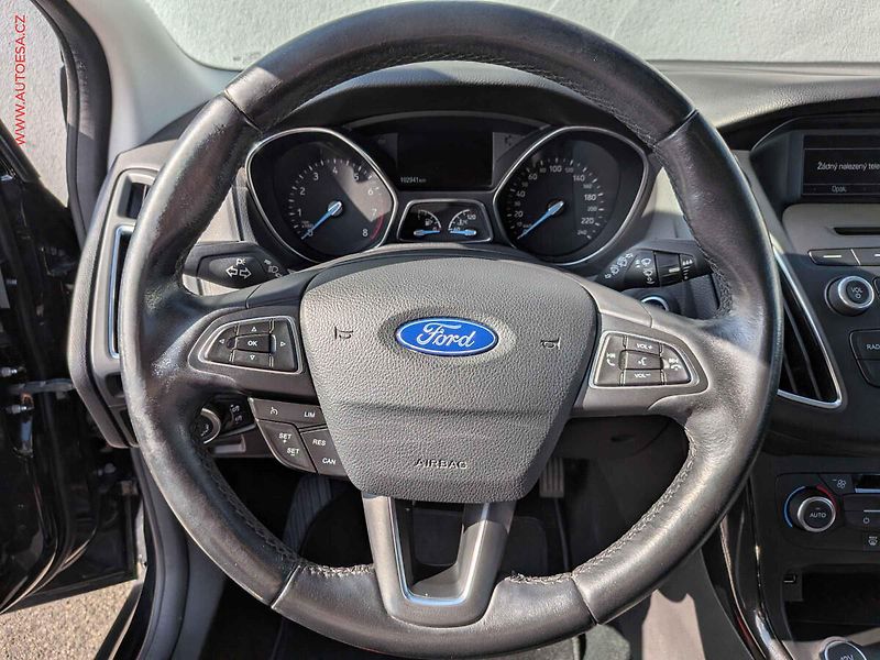 Ford Focus (2015) 1.0EB, AC, TZ, tempo - fotka 12 z 15