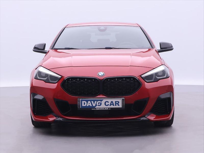 BMW Řada 2 2,0 M235i 225kW CZ xDrive - fotka 2 z 40