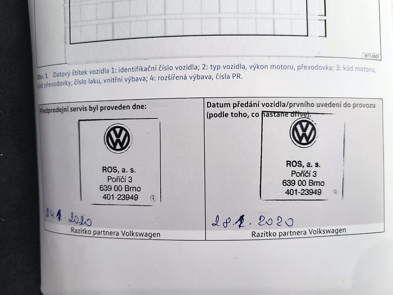 Volkswagen Passat SEDAN 2.0 TDi ELEGANCE *ČR - fotka 42 z 46