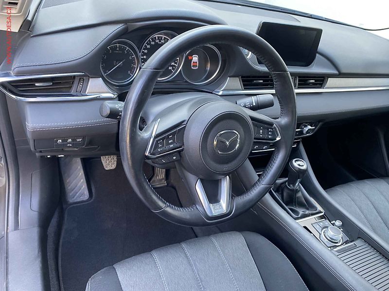 Mazda 6 (2021) 2.0, LED, navi, kamera - fotka 12 z 19