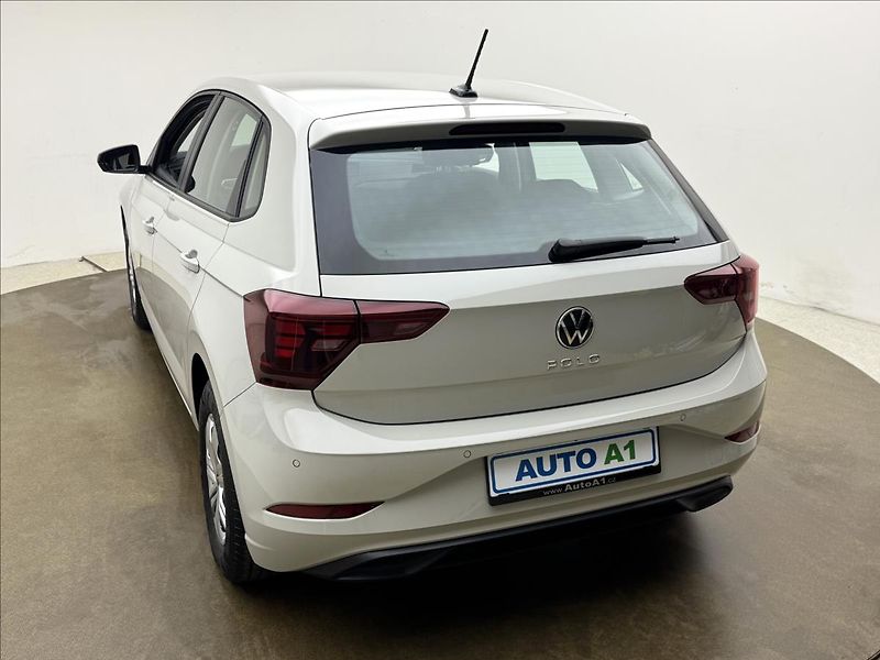 Volkswagen Polo 1,0 MPi 59kW LED DPH ZÁRUKA CZ - fotka 6 z 36