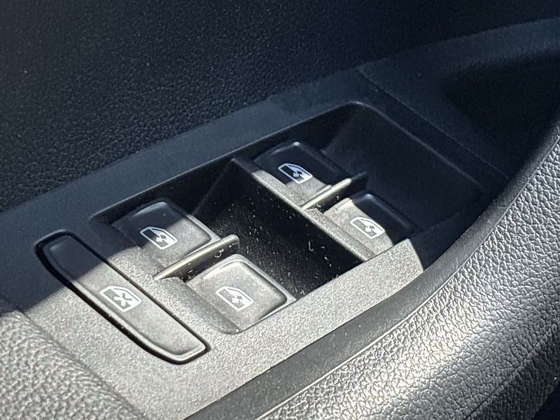 Škoda Octavia (2017) 1.8 TSI Ambition + - fotka 15 z 27