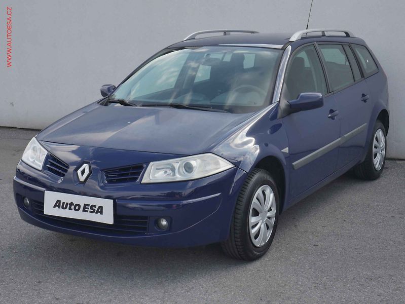 Renault Mégane (2008) 1.6i, Klima - fotka 3 z 12
