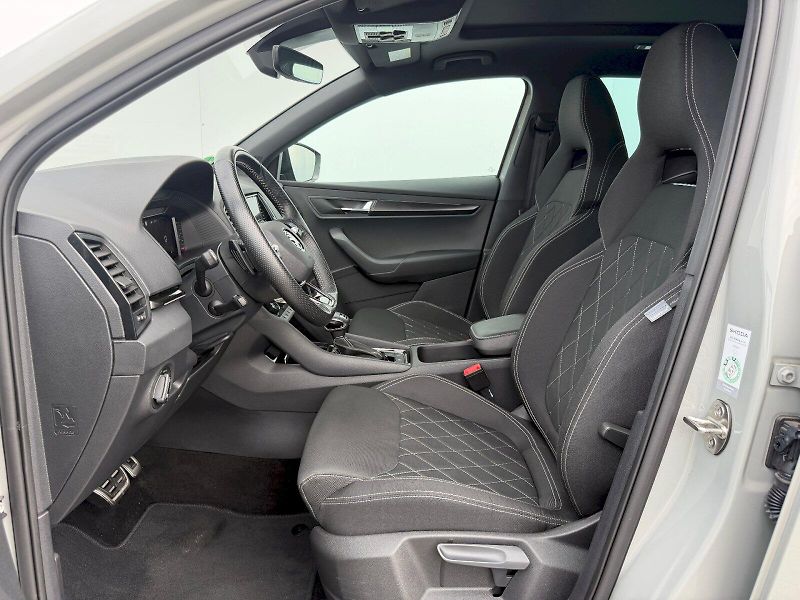 Škoda Karoq (2023) 2.0 TSI 140kW DSG SportLine - fotka 5 z 35