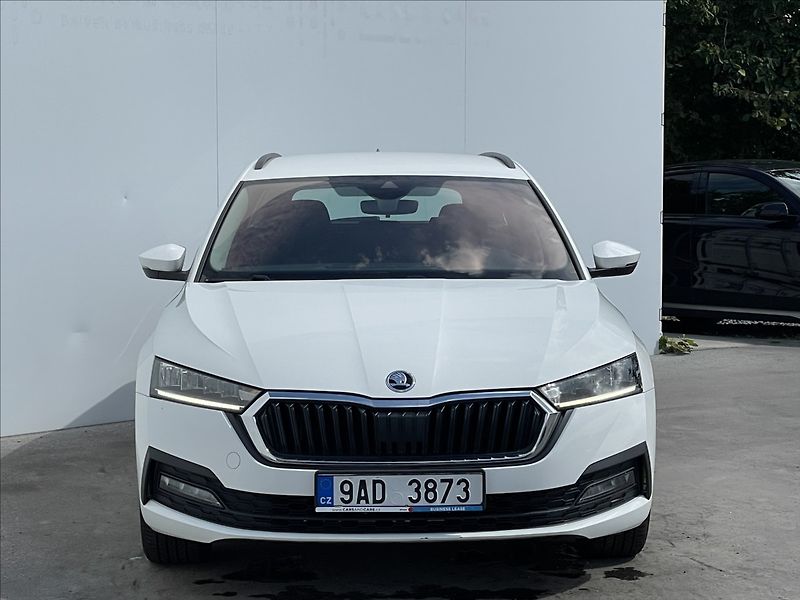 Škoda Octavia 2,0 TDI DSG Ambition Plus LED - fotka 21 z 22