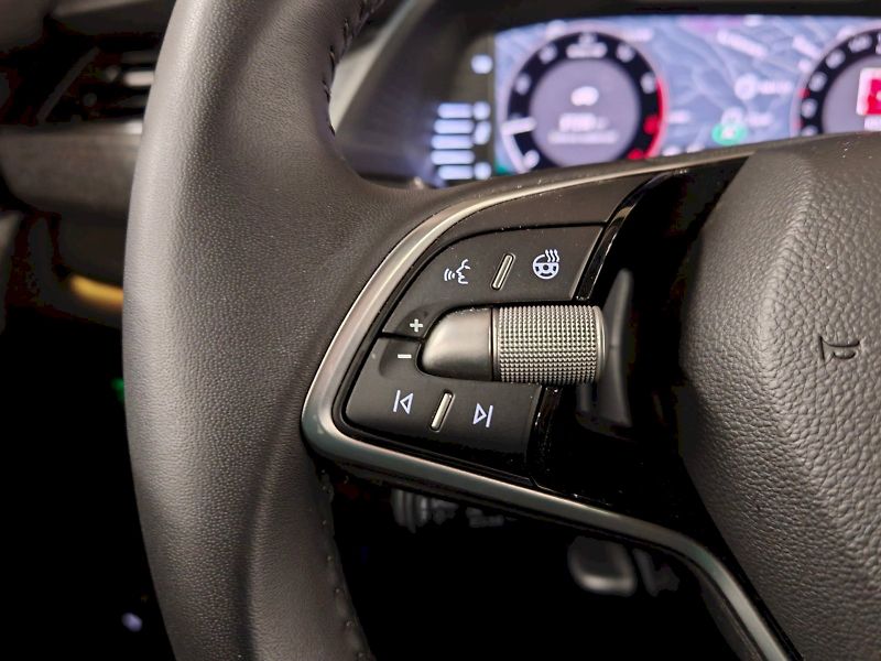 Škoda Octavia (2024) Combi 1.5 TSI 110 kW Top Selec - fotka 8 z 29
