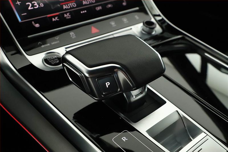 Audi Q7 (2023) 50 TDI - fotka 13 z 20