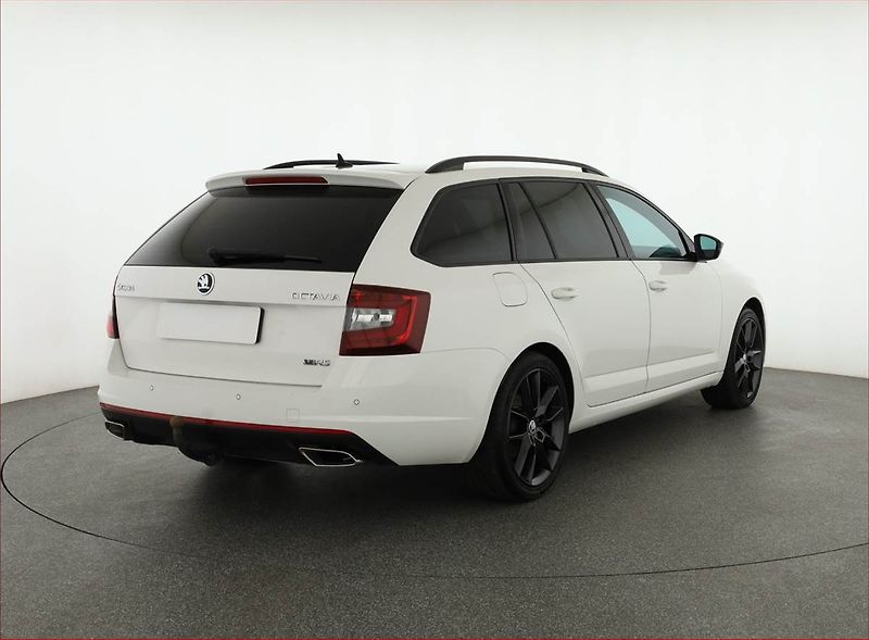 Škoda Octavia (2018) RS 2.0 TDI, Navi, Tempomat - fotka 5 z 21