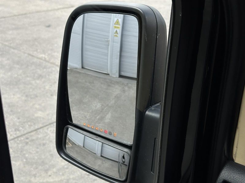 Mercedes-Benz Sprinter 319CDi 190PS AT Bi-Xenon 6-MÍS - fotka 17 z 42