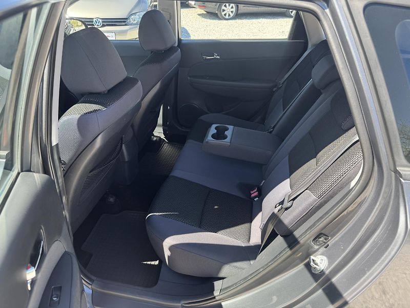Hyundai i30 (2011) 1.4 CW,2 SADY KOL - fotka 20 z 31