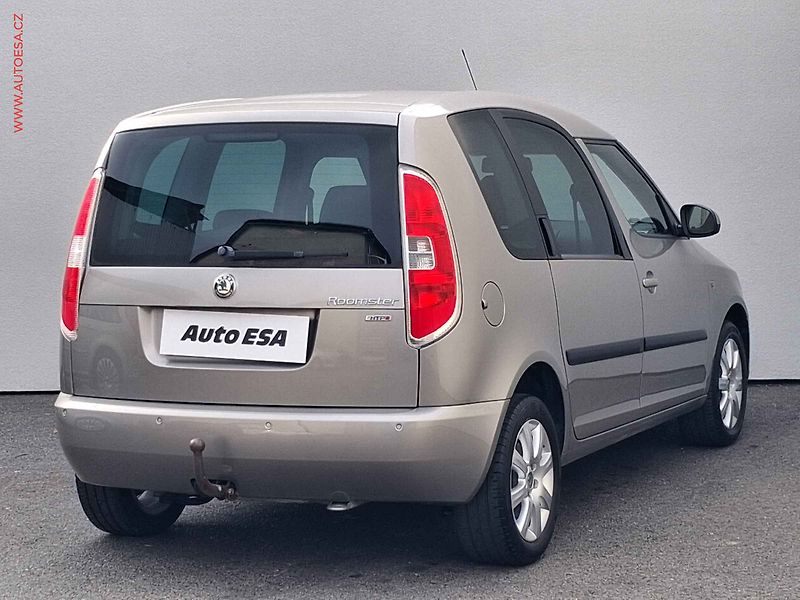 Škoda Roomster (2009) 1.2 HTP, ČR, Style, AC, TZ - fotka 4 z 15