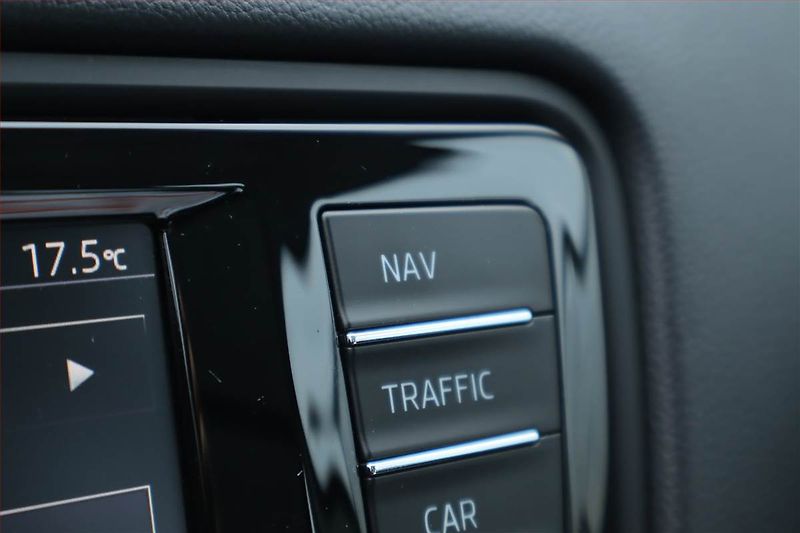 Škoda Octavia (2015) Edition 1.6 TDI, Automat - fotka 20 z 25