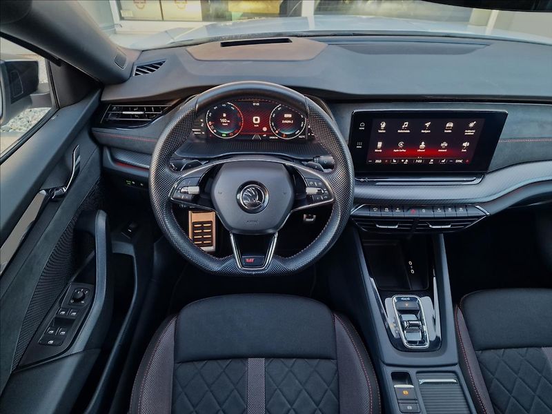 Škoda Octavia 2.0 TDI 147kW DSG 4x4 RS,1Maj - fotka 12 z 50