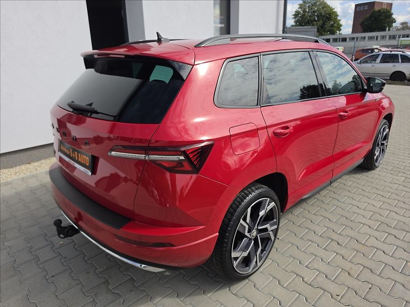 Škoda Karoq 1,5 TSi 110KW DSG Sportline TZ - fotka 6 z 46