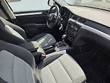 Škoda Superb (2011) 2.0 TDI Serviska Rozvody - náhled 15