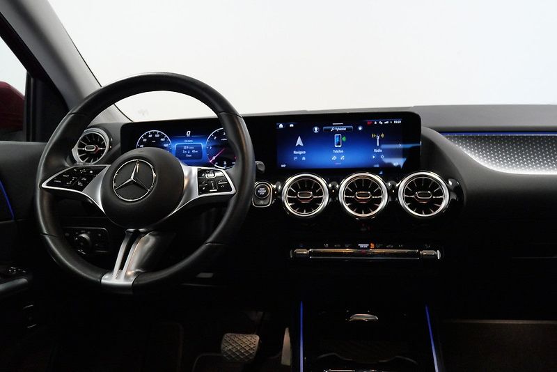 Mercedes-Benz GLA - fotka 5 z 26