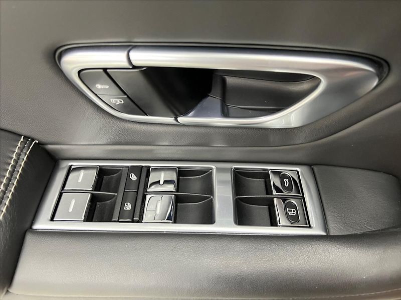 Bentley Continental GT V12 434 KW BREITLING - fotka 24 z 27