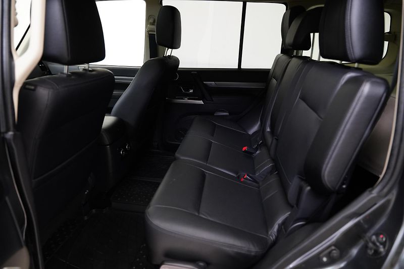Mitsubishi Pajero - fotka 25 z 26