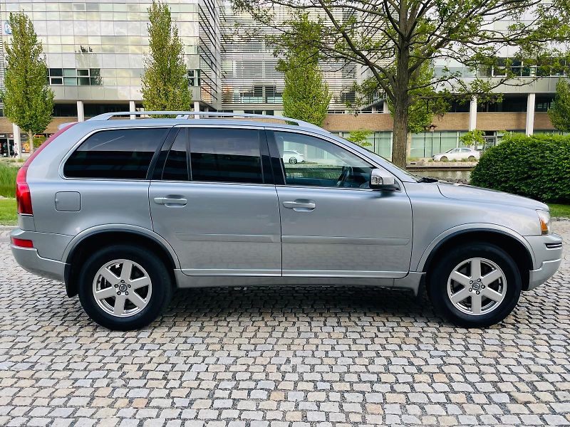 Volvo XC90 2.4 D5 4x4 AUT SERVISKA TAŽNÉ - fotka 10 z 49