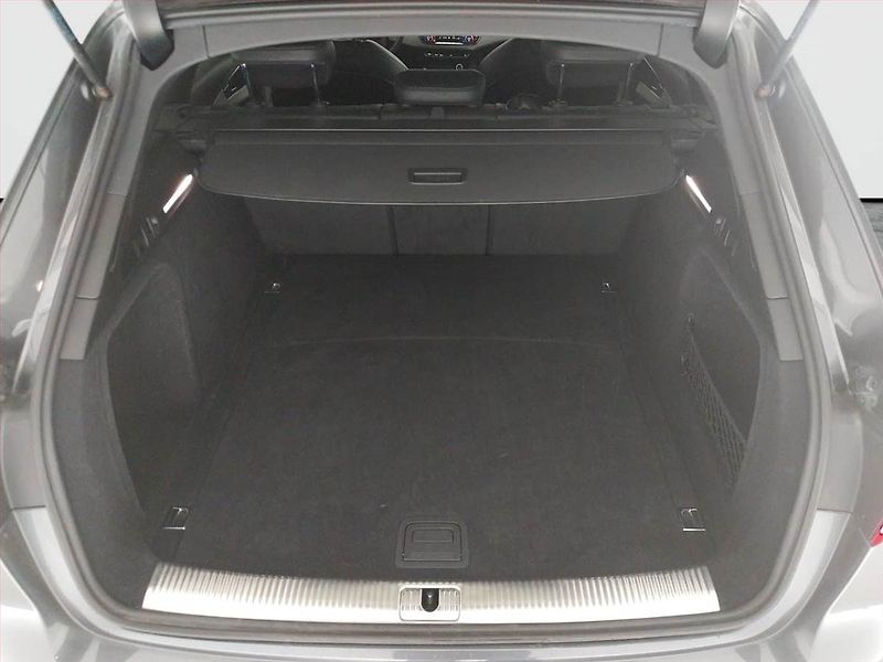 Audi A4 (2016) S-Line 2.0 TDI, 4X4, Automat - fotka 14 z 23