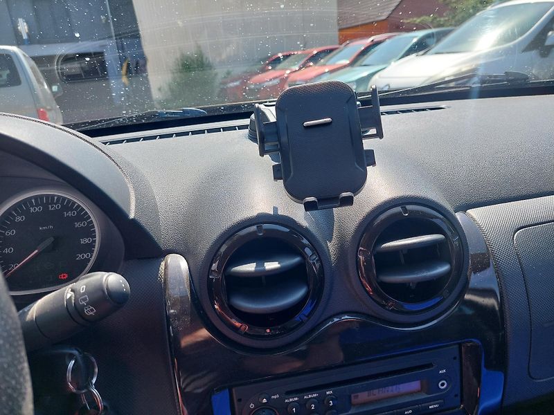 Dacia Duster (2011) 1.6i-16V - fotka 12 z 32
