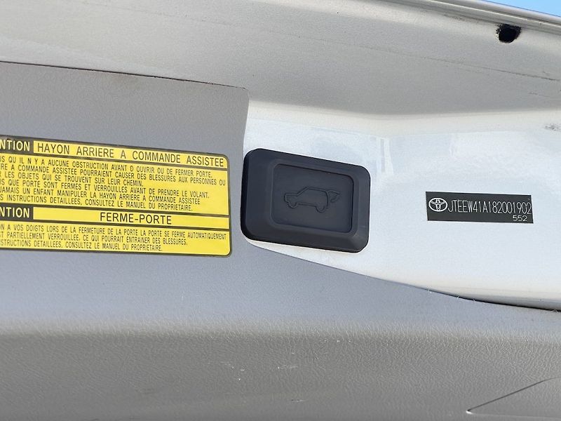 Toyota Highlander 3.3HSD, nová HSD baterie!! - fotka 32 z 33