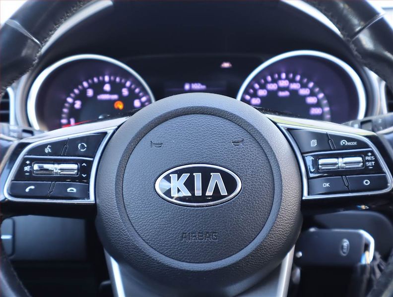 Kia Ceed (2019) Silver 1.4 T-GDI, Serv.kniha - fotka 14 z 15