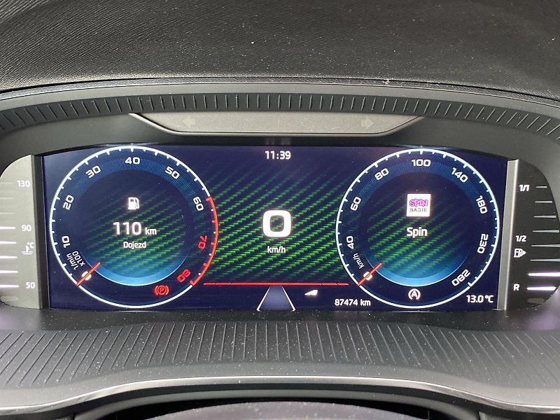 Škoda Octavia (2023) Combi 2.0 TSI RS - fotka 7 z 38