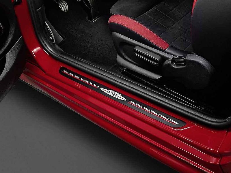Mini John Cooper Works.