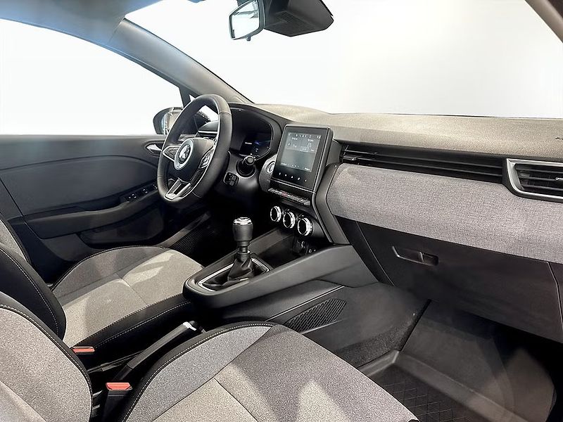 Mitsubishi Colt (2024) Invite 67 kW 2024 - fotka 10 z 15