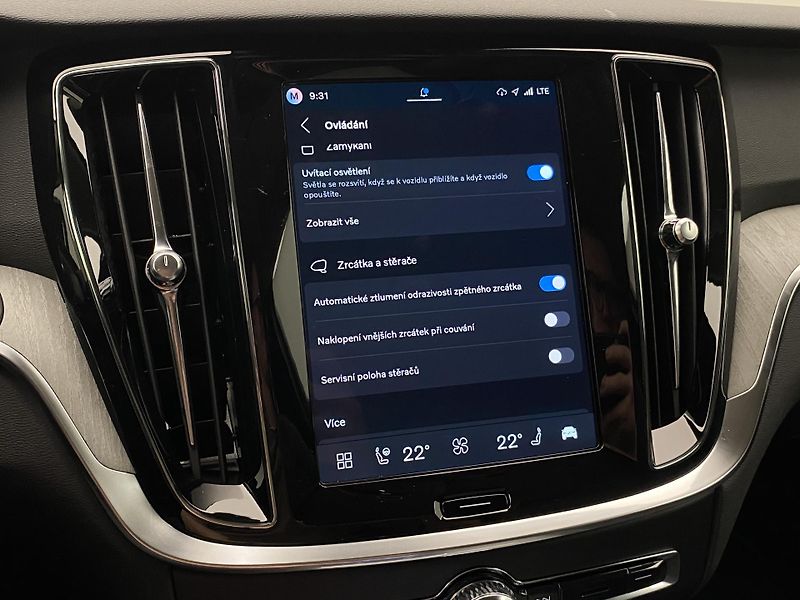 Volvo V60 (2026) B4 AUT DARK PLUS - fotka 49 z 66