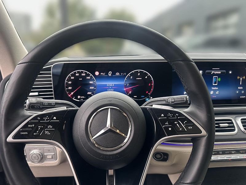 Mercedes-Benz GLE 450d 4M - fotka 10 z 17