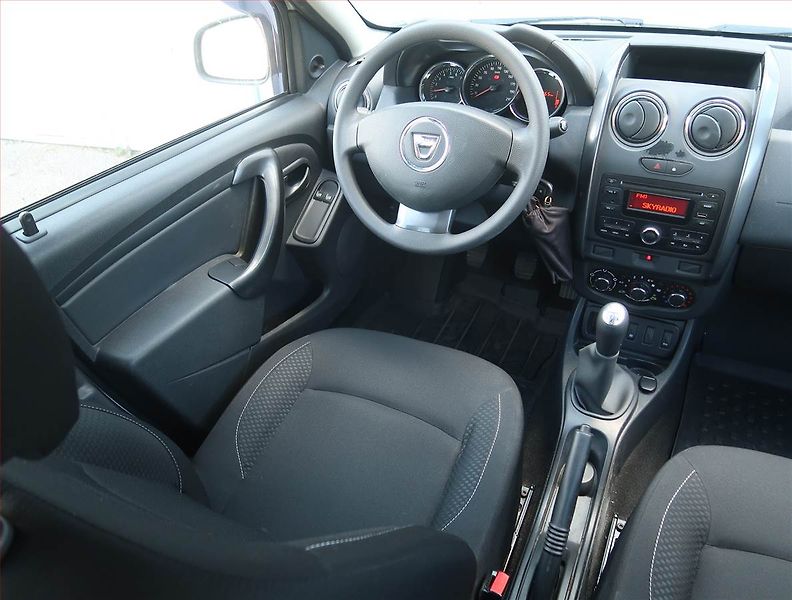 Dacia Duster (2017) 1.6 SCe, Serv.kniha - fotka 7 z 16