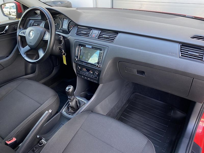 Škoda Rapid 1.2 TSI 63 kW Ambition - fotka 20 z 23