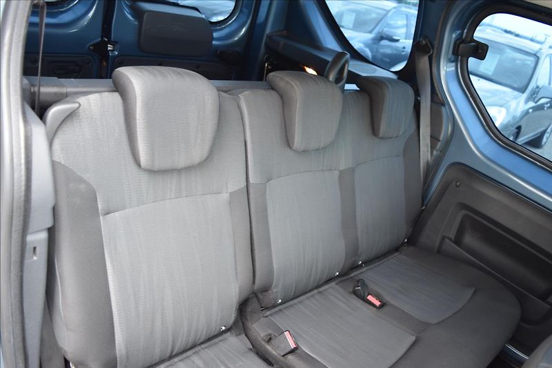 Dacia Dokker 1,2 i 85KW NÍZKÉ KM PO SERVISE - fotka 21 z 47