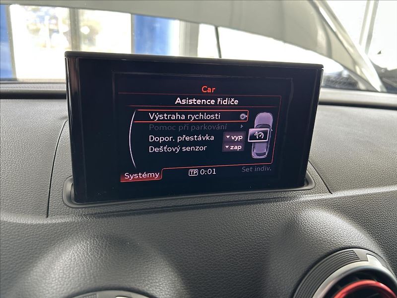Audi A3 2,0   TDI 110kW,S-LINE,SPORTBA - fotka 19 z 35