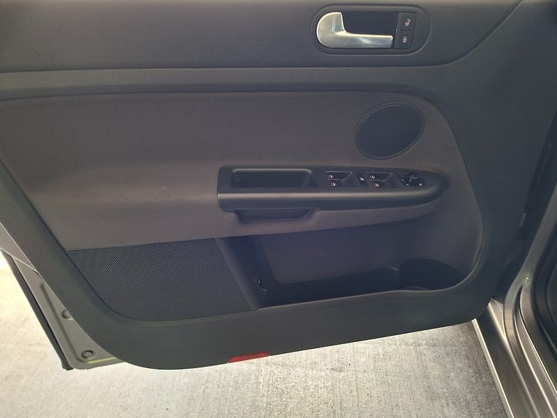 Volkswagen Golf Plus 1.4i 59kW UNITED - fotka 22 z 50