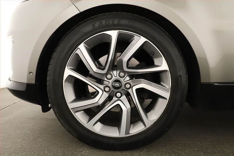 Land Rover Range Rover Sport (2018) 3.0 SDV6 - fotka 12 z 20
