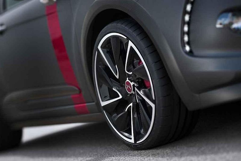 Koncept Citroën DS3 Cabrio Racing.