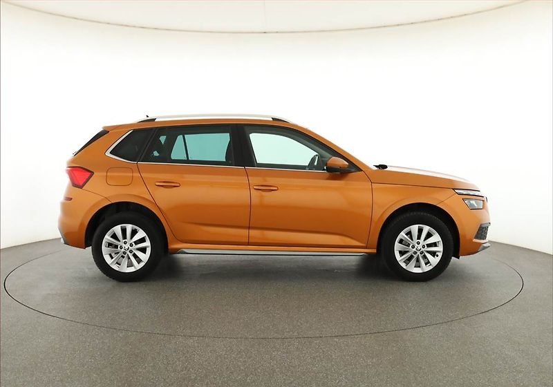 Škoda Kamiq (2023) Style 1.0 TSI - fotka 6 z 18