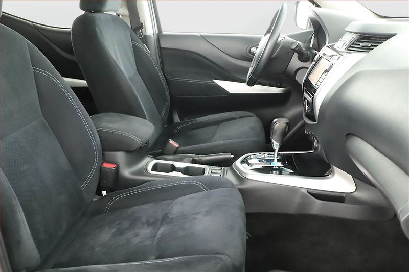 Nissan Navara (2016) 2.3 dCi, 4X4, Automat, Navi - fotka 7 z 18