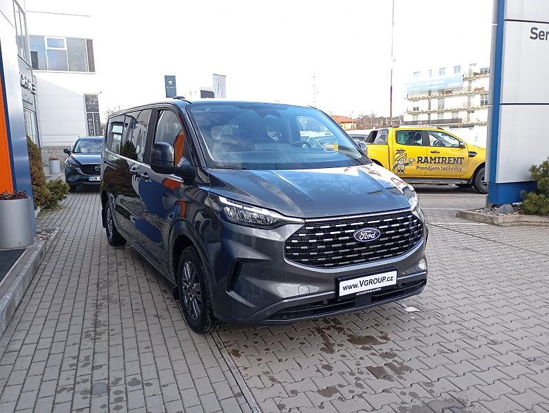 Ford Tourneo Custom (2025) 2.0 170k L2 Titanium Winter - fotka 34 z 47