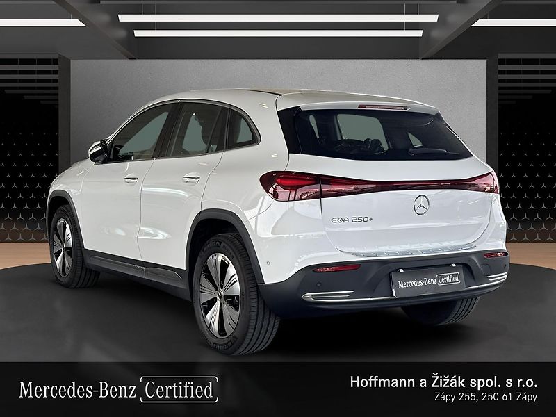 Mercedes-Benz EQA 250+ - fotka 6 z 20