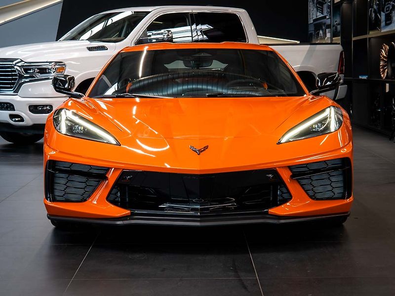 Chevrolet Corvette (2026) 6.2 Stingray 3LT Z51 Facelift - fotka 12 z 43